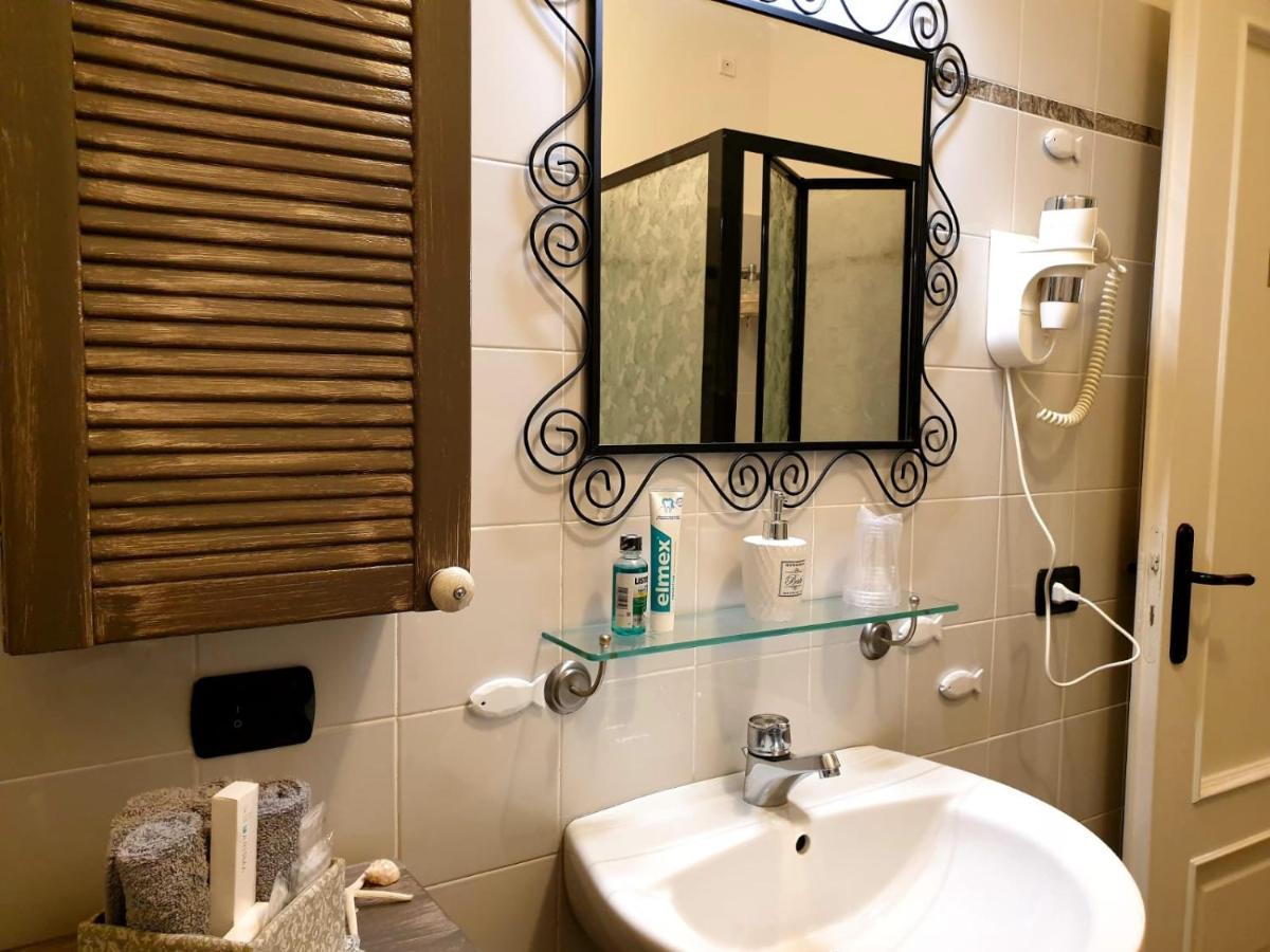 B&B Le Bouganville Lavagna Buitenkant foto